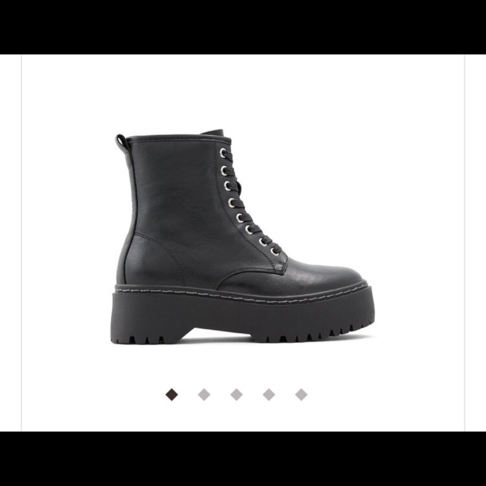 COPY - BRAND NEW Platform Call it Spring combat boots